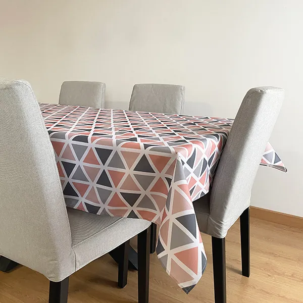 Mantel Antimanchas Triangulos rosa